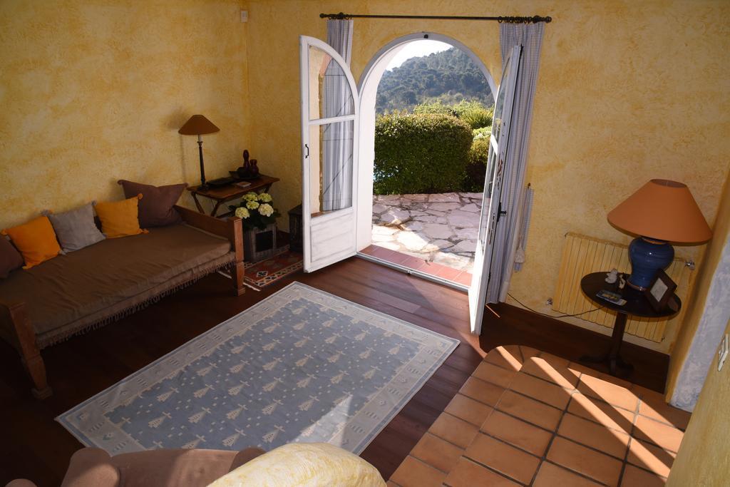Le Mas De L'Aighetta Bed & Breakfast Eze Exterior photo